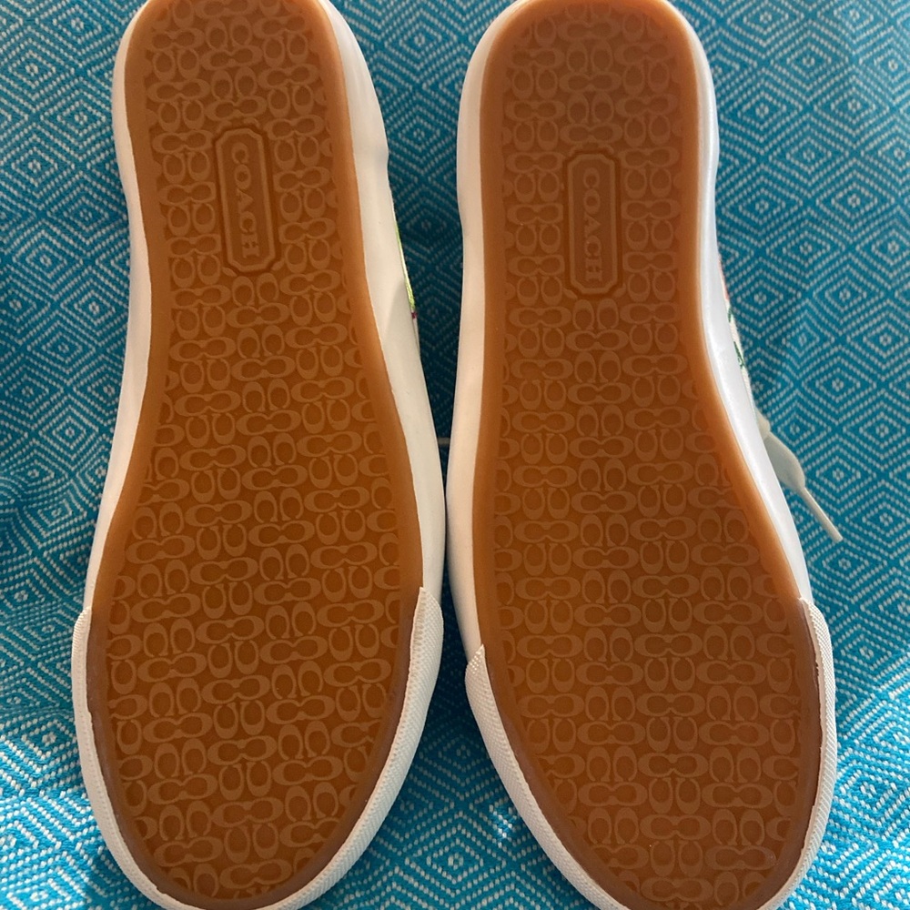 NWOT Coach sneakers size 6 - Picture 3 of 5
